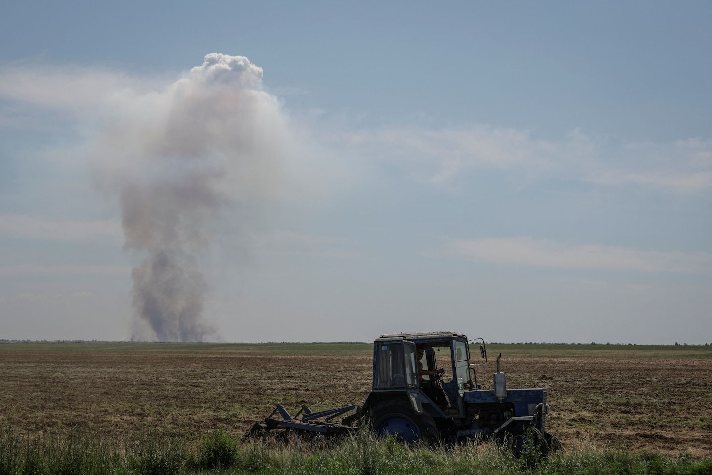 Fighting simmers across Ukrainian front as Kyiv’s forces look to advance