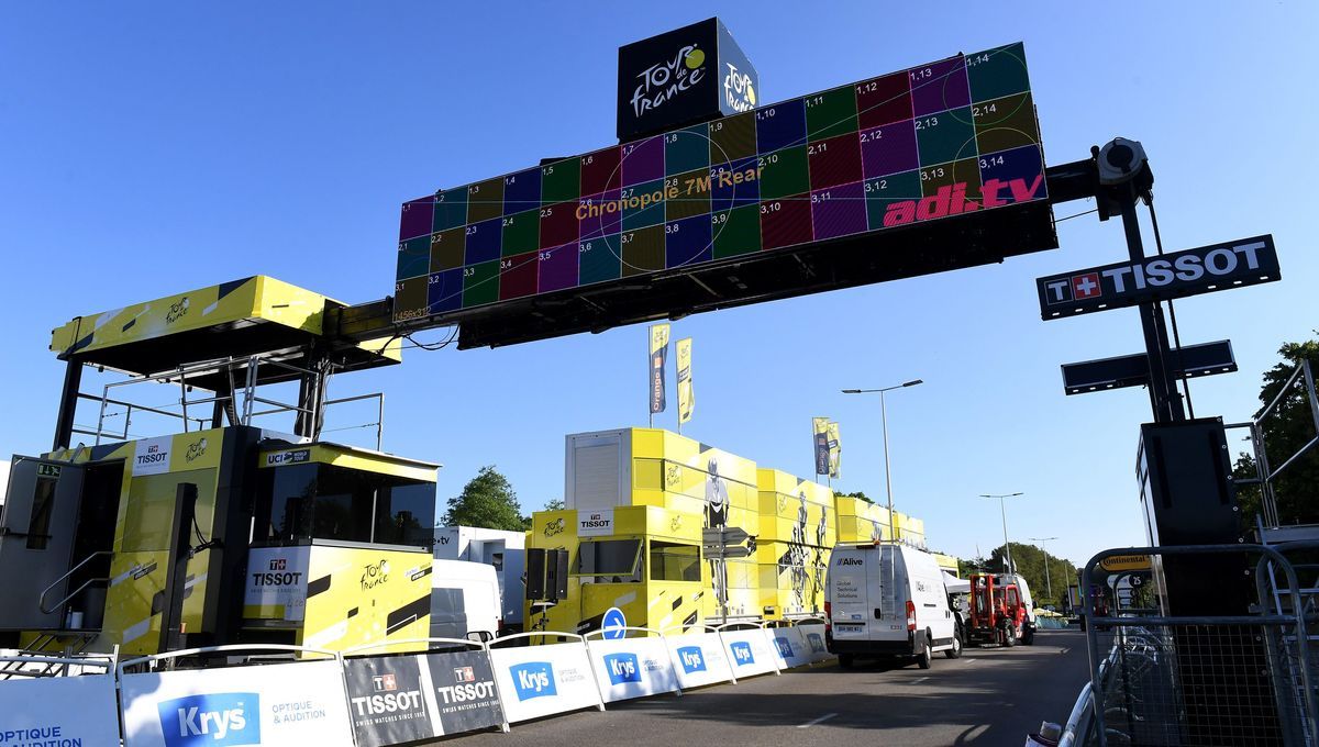 DIRECT - Tour de France 2023 : suivez la 18e étape entre Moûtiers et Bourg-en-Bresse