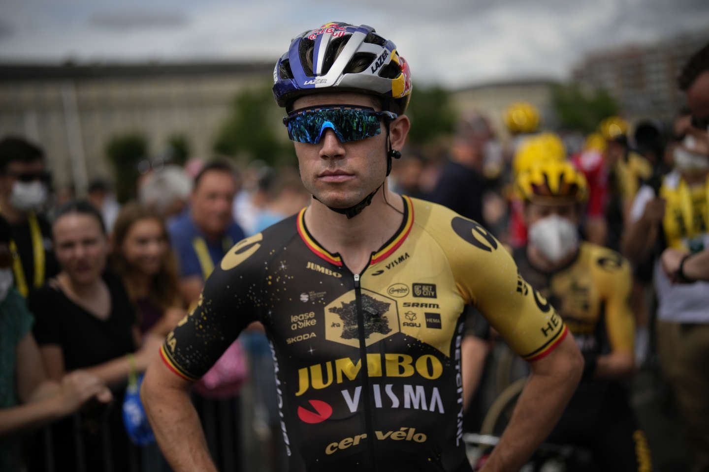 Wout van Aert quitte le Tour de France pour assister à la naissance de son enfant