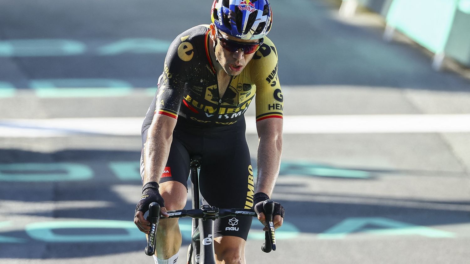 Tour de France 2023 : Wout van Aert, coéquipier du maillot jaune Jonas Vingegaard, abandonne pour rejoindre sa femme, sur le point d'accoucher