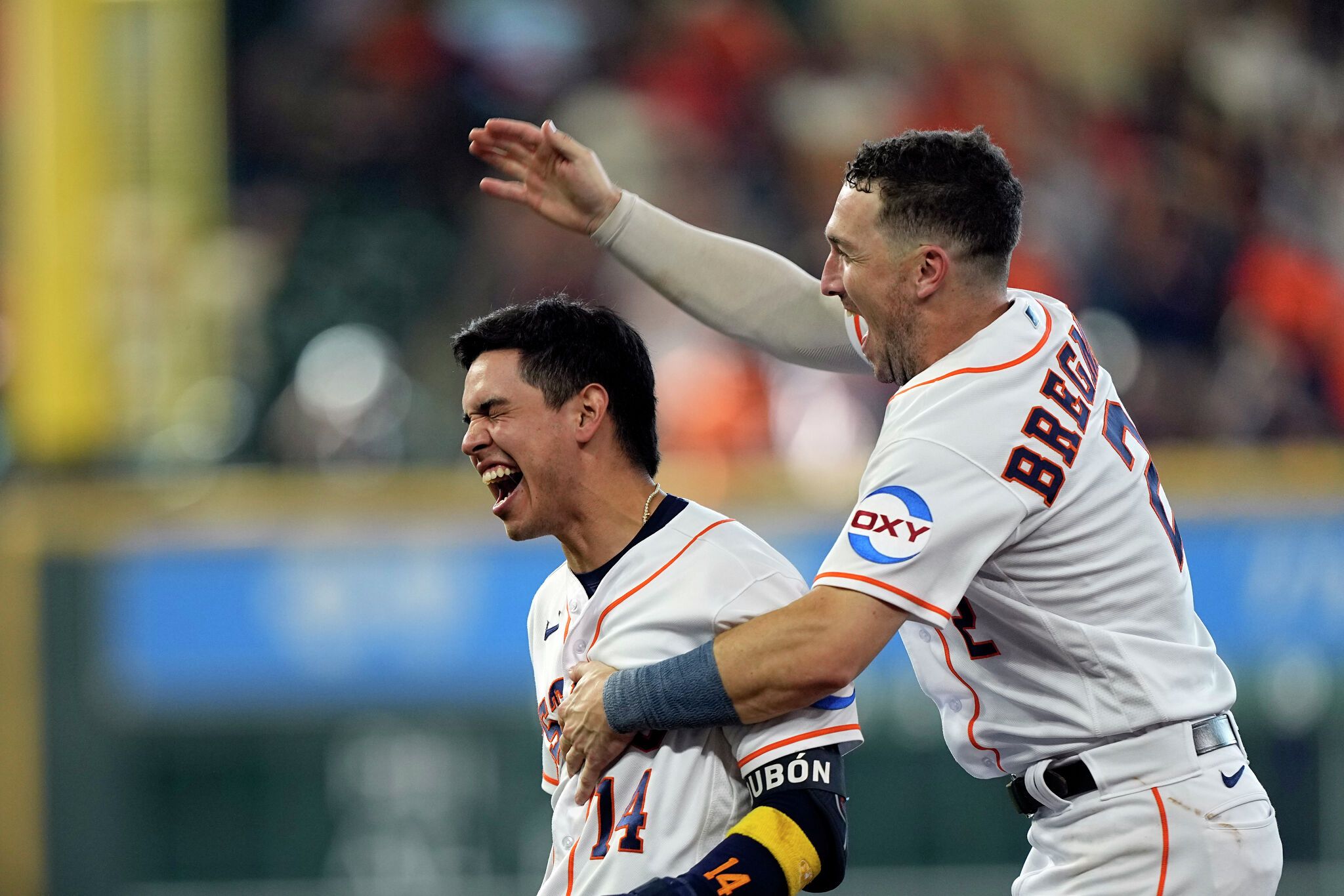 Astros preserve AL West lead with walk-off win over Orioles