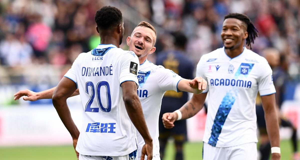 Ligue 1 (J8) : Auxerre devant, Nice accroché, Toulouse déçoit... les scores à la pause