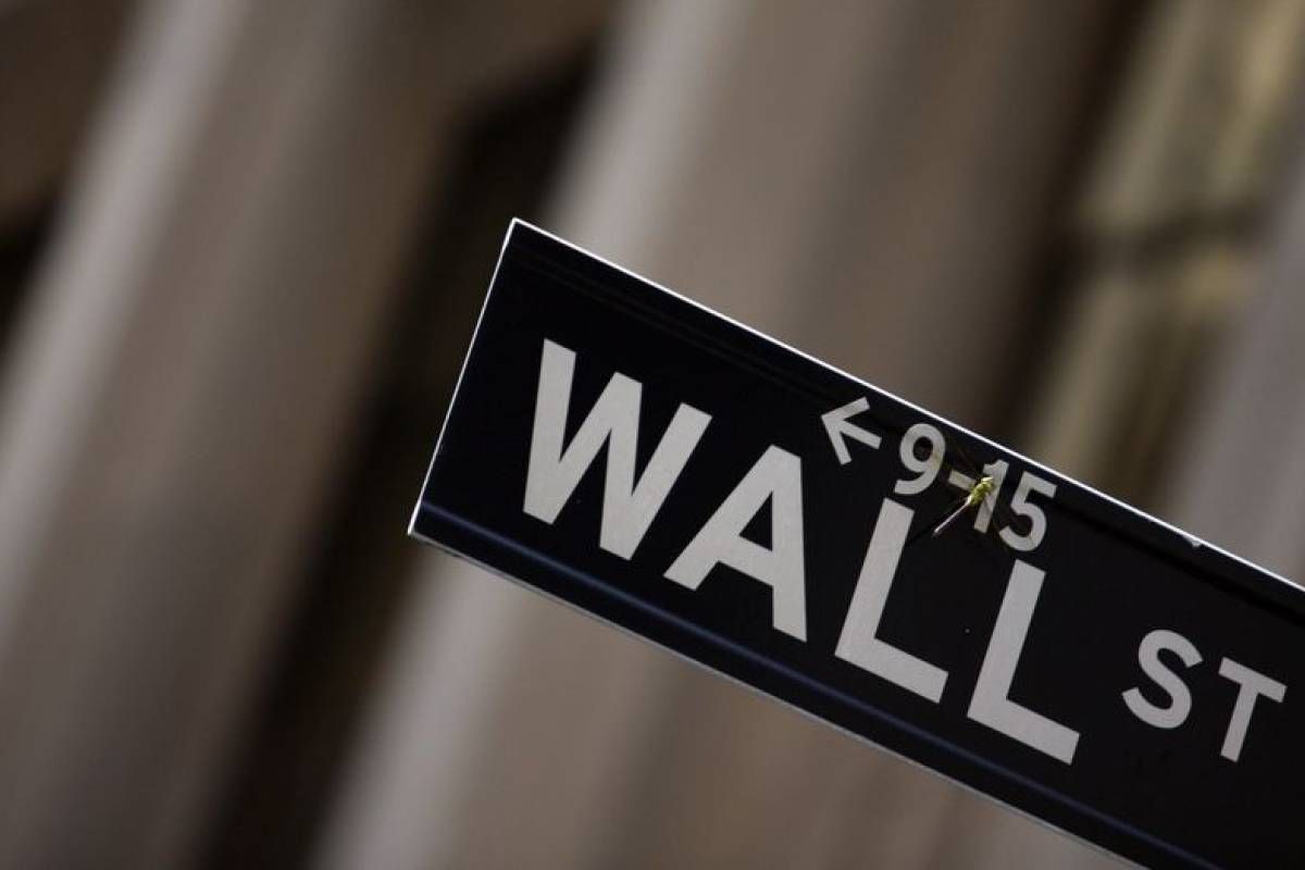 Wall Street en repli alors que l'enthousiasme sur les taux s'est estompé