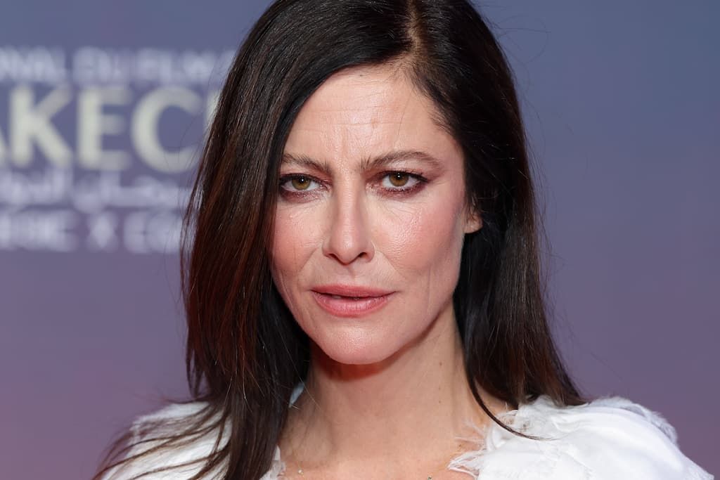 "Il commence à devenir un peu agressif" : l'actrice Anna Mouglalis raconte sa rencontre avec Gérard Miller