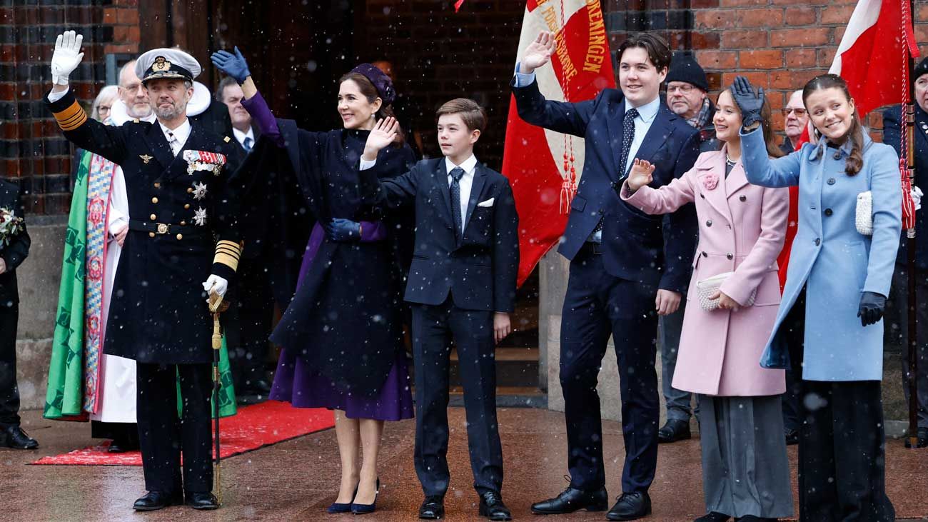 Le roi Frederik X et la famille royale acclamés à Aarhus pour conclure les festivités du changement de trône