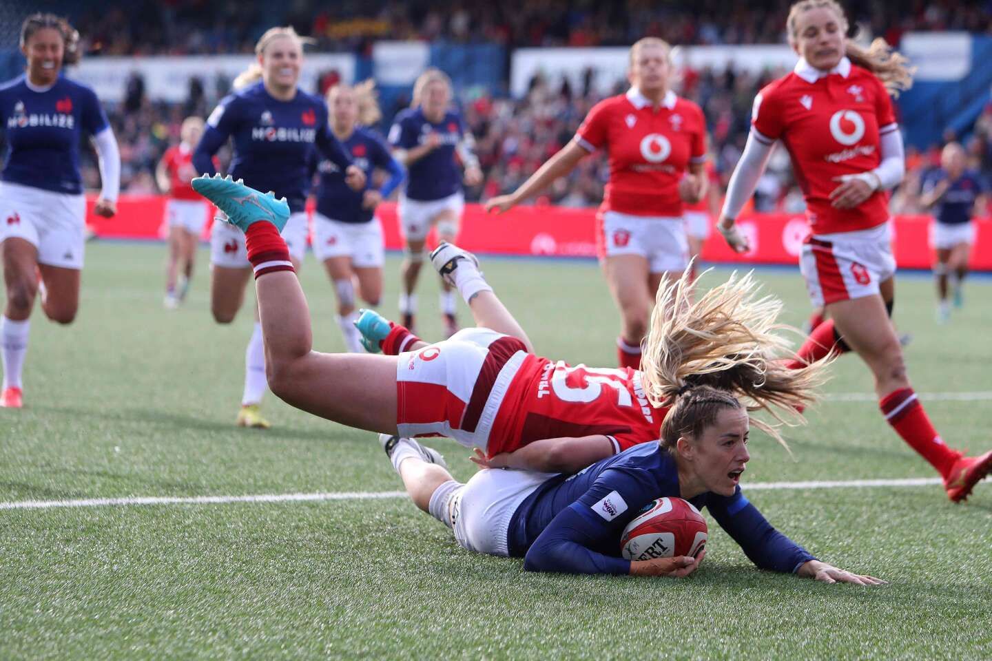 Le XV de France efface l’obstacle gallois, et s’offre une finale face à l’Angleterre dans le Tournoi des six nations féminin