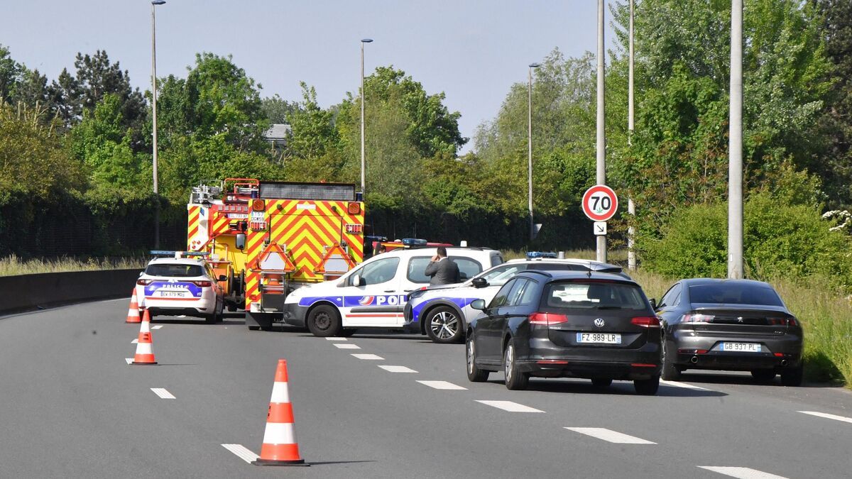 Quatre morts, dont trois policiers : ce que l’on sait du grave accident de la route à Villeneuve-d’Ascq