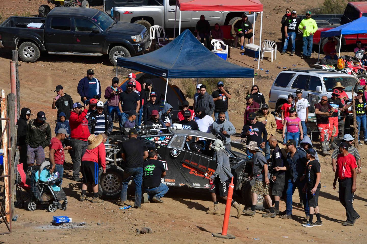 Mexique : un groupe de pilotes amateurs de rallye attaqué par un groupe armé dans le nord du pays, au moins 10 morts