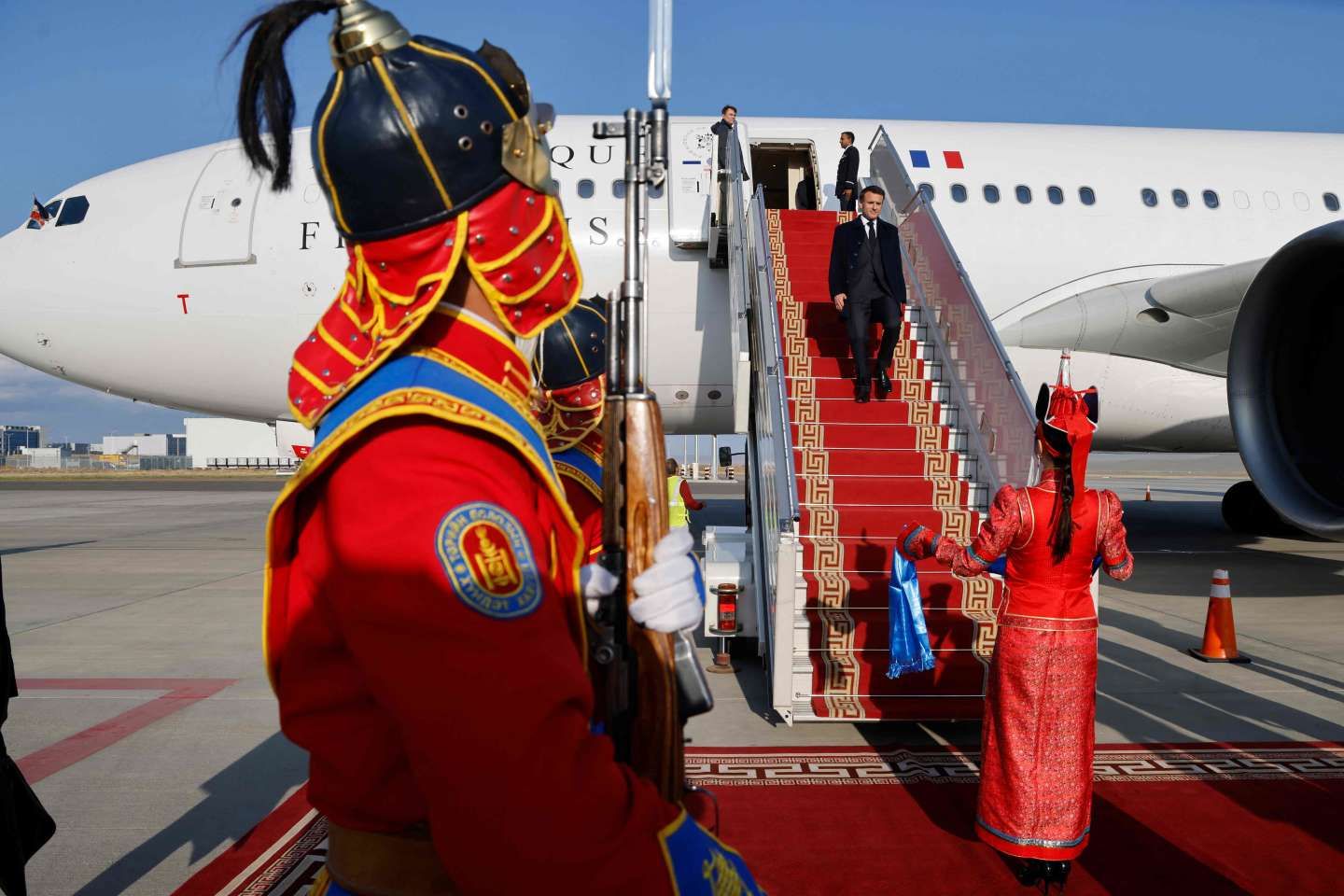 Emmanuel Macron en visite en Mongolie, une première pour un président français