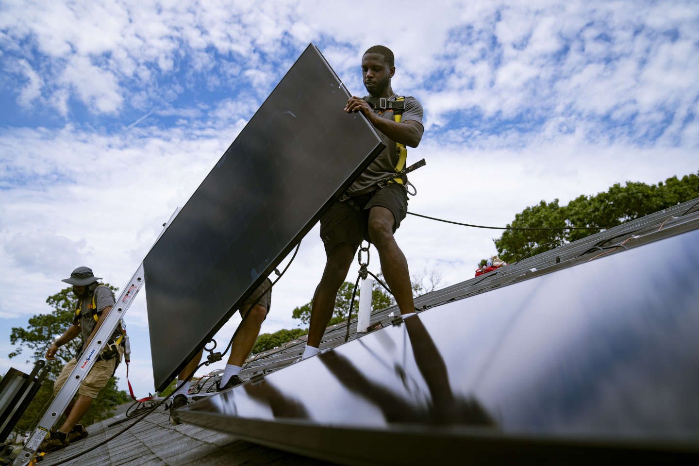 Climat : peut-on atteindre nos objectifs avec des toitures solaires ?