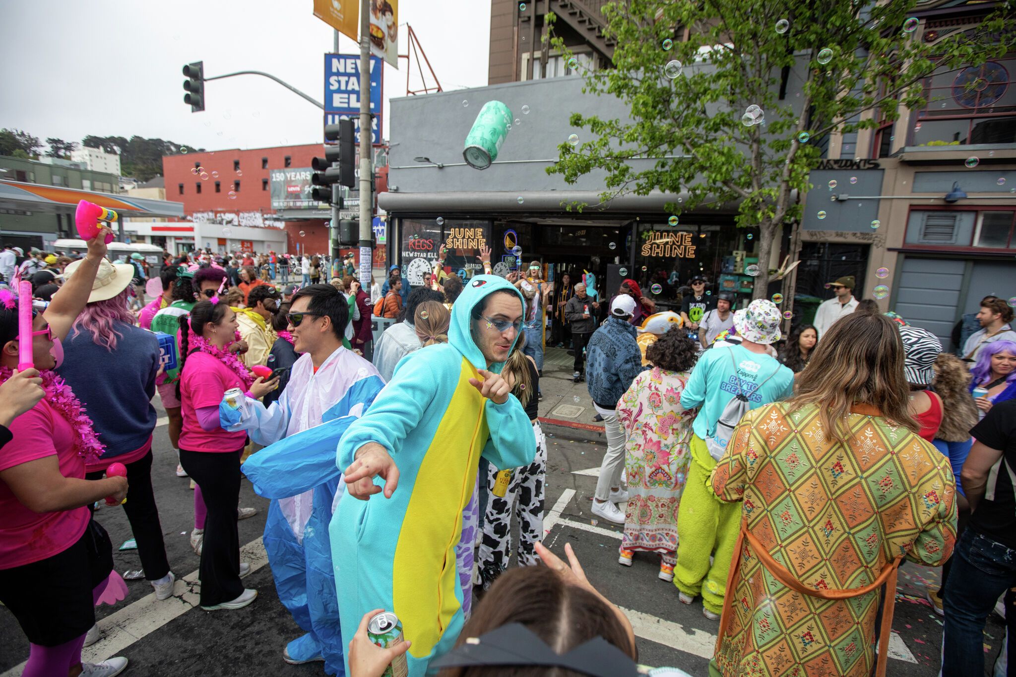 Inside the last liquor store on the Bay to Breakers route