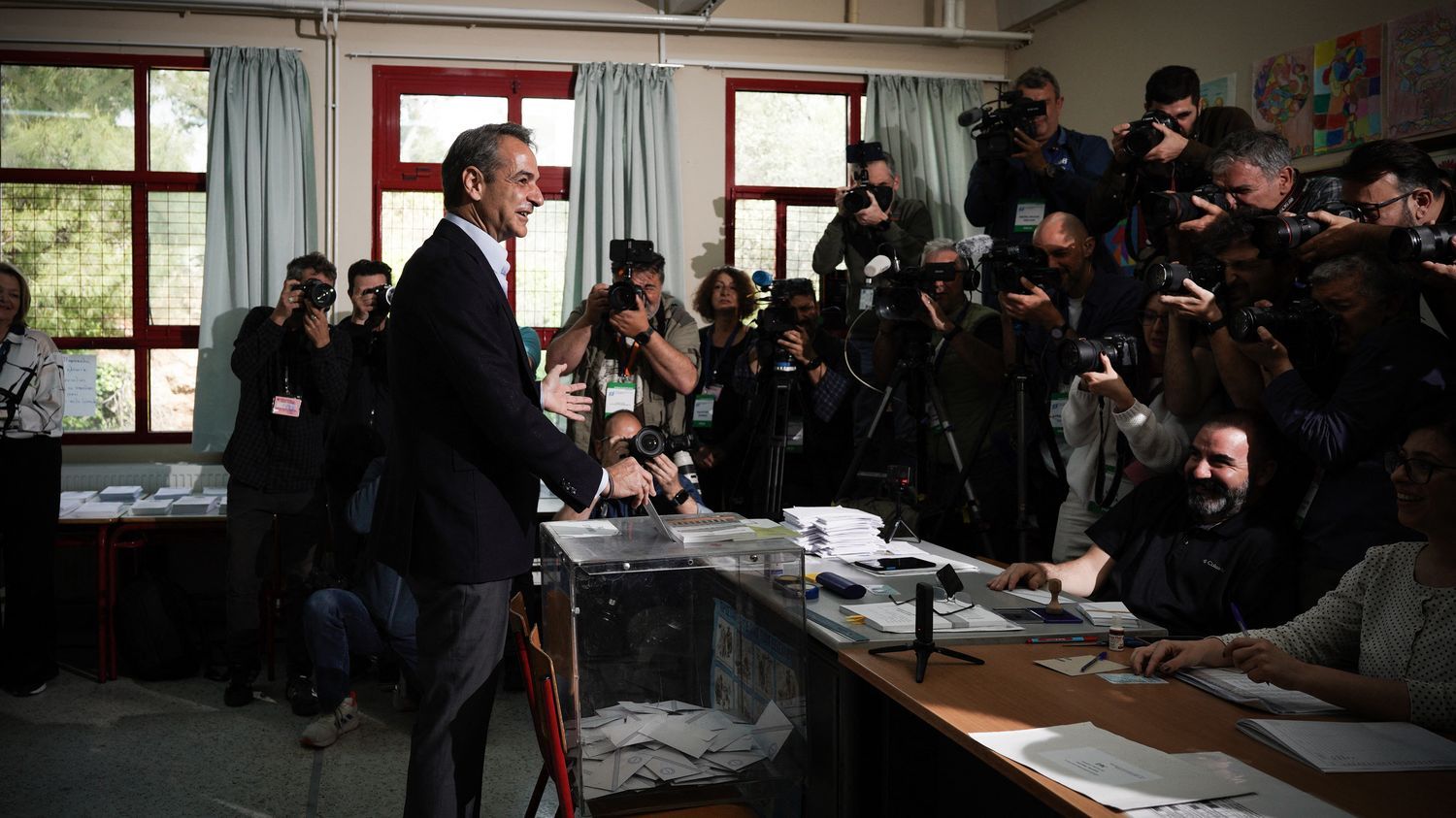 Législatives en Grèce : le parti conservateur du Premier ministre sortant Kyriakos Mitsotakis revendique la victoire