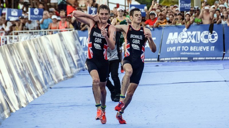 Alistair Brownlee relives one of the most incredible moments in sports