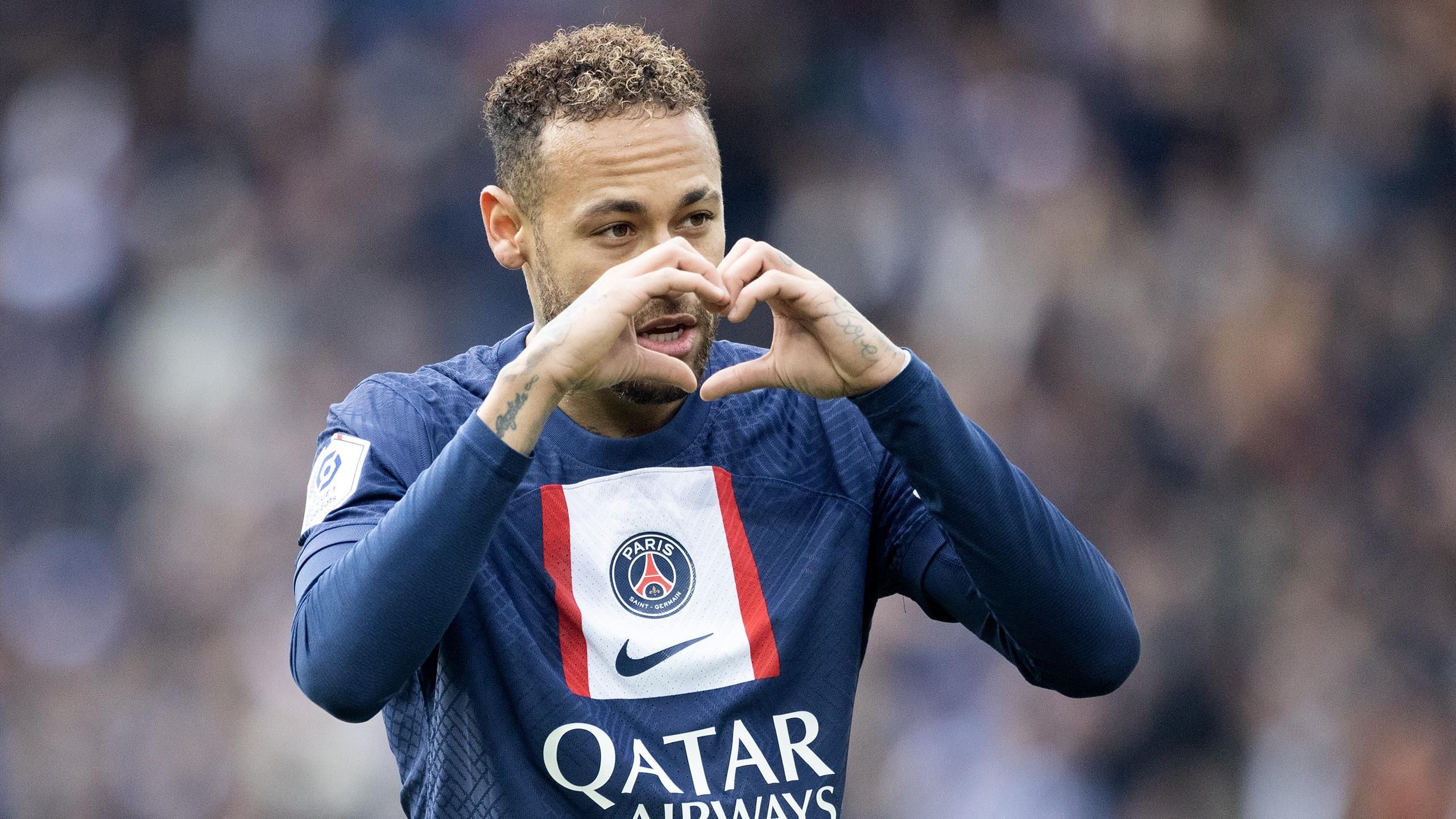 Le mercato EN DIRECT : Le PSG aurait accéléré pour Kane, Neymar n'oublie pas Barcelone