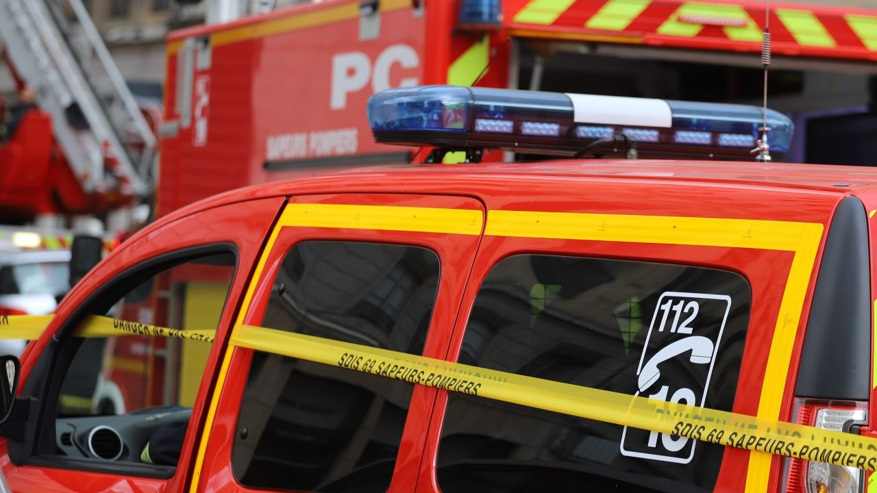 Près de Lyon : au moins un mort dans l’effondrement d’un mur à Rillieux ce mercredi matin, une vaste opération de secours déclenchée