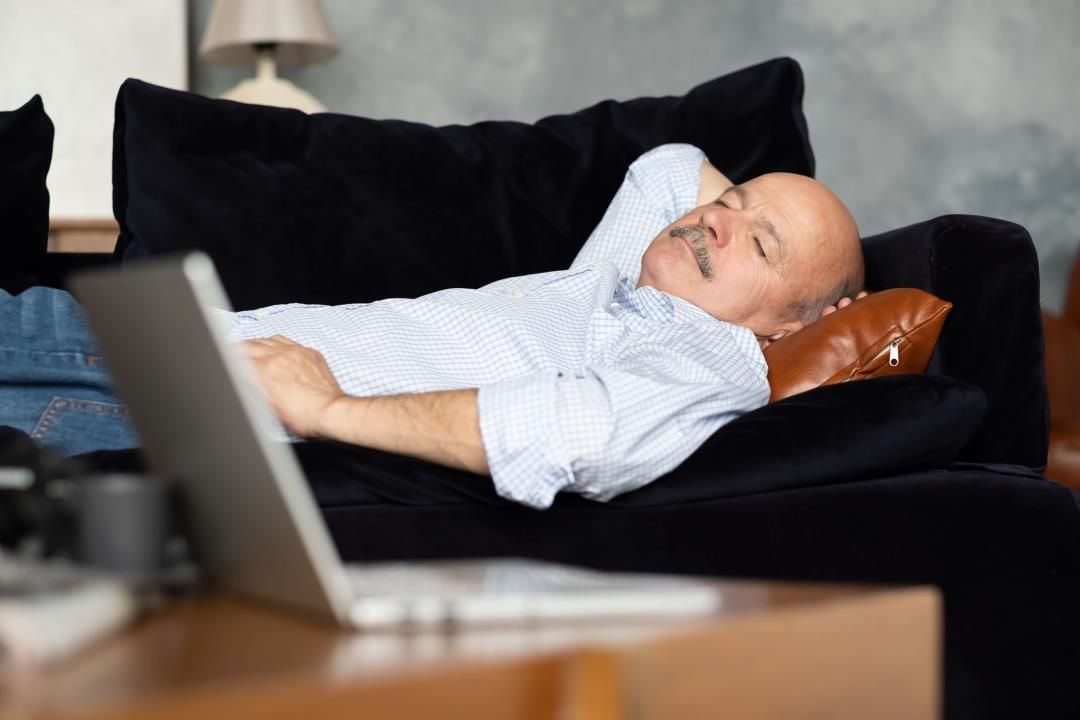 Daytime Napping May Combat Brain Shrinkage