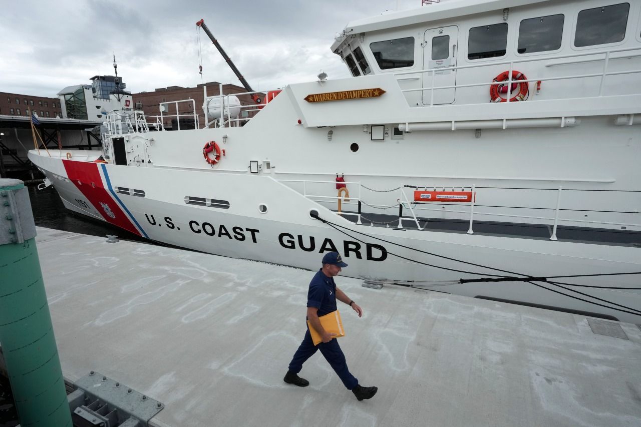 Coast Guard bringing in more ships, vessels to search for lost Titanic tourist submersible