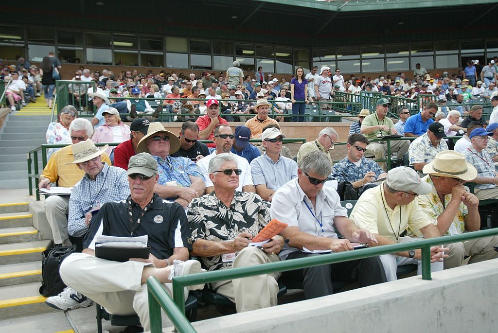 SF Giants among teams accused of age discrimination in scouts' lawsuit