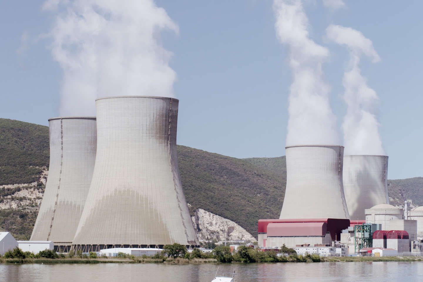 Centrales nucléaires : le Conseil constitutionnel censure les peines renforcées en cas d’intrusion