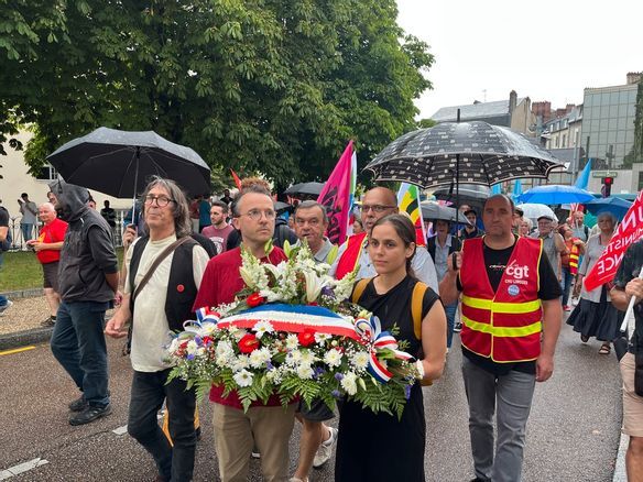 Trois cents manifestants contre la venue d'Eric Zemmour à Limoges