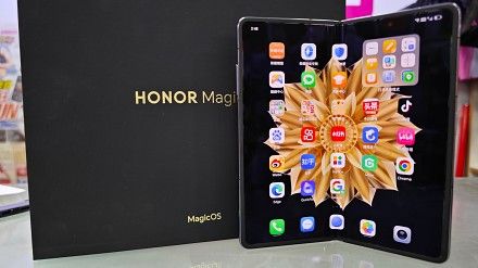 【行情速遞】Honor Magic V2 最輕薄摺疊手機抵港！比去年 Samsung Fold4 更便宜