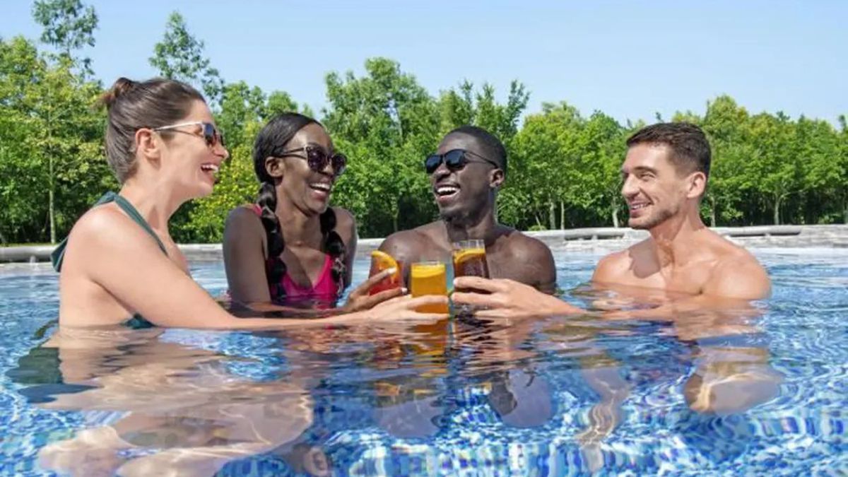 Cette piscine familiale en promo crée la sensation chez ce marchand français