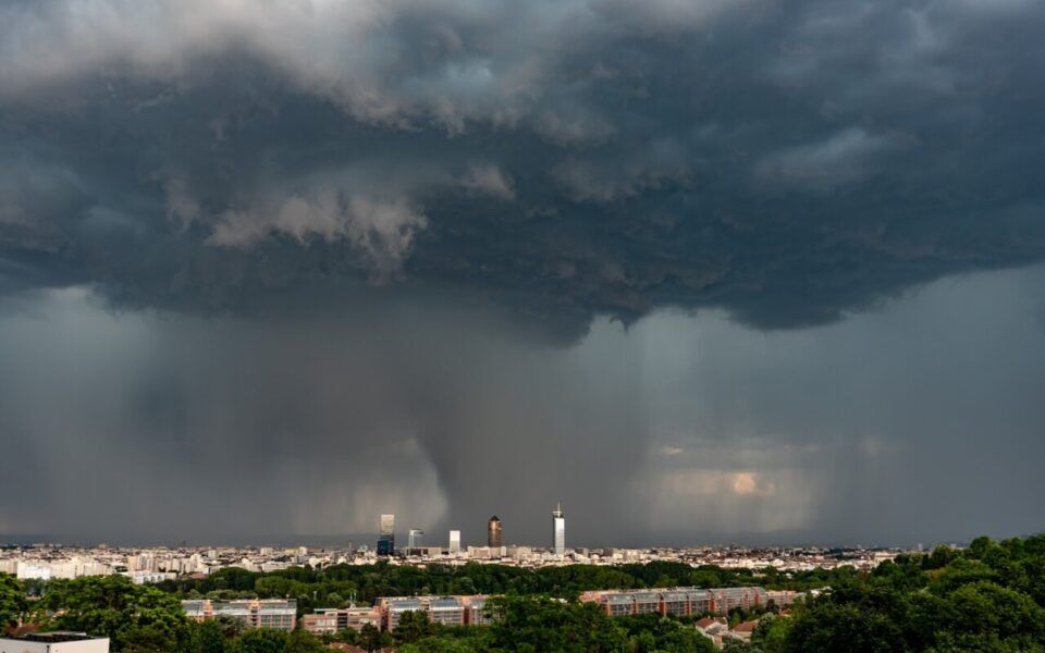 Quatre départements d'Auvergne-Rhône-Alpes en vigilance jaune aux orages