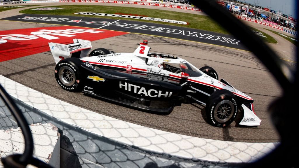 Iowa master Newgarden tops 'tricky' Friday IndyCar practice