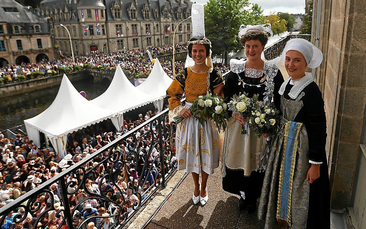 À Quimper, Léa Rioual est la nouvelle Reine de Cornouaille