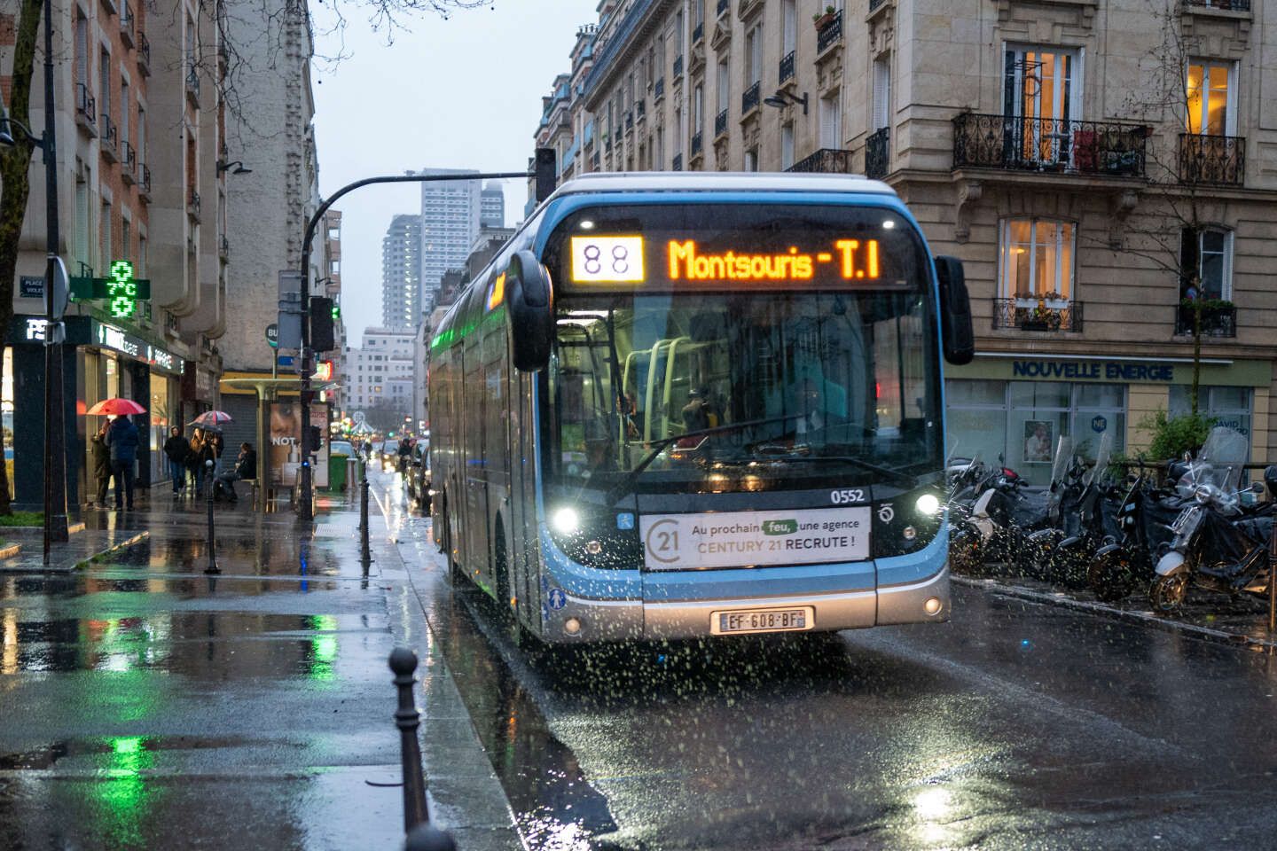 La RATP accusée, dans une enquête du " Parisien ", de pratiques frauduleuses pour réussir les contrôles techniques de ses bus