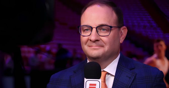 為何一名記者退休，會引起 NBA 的震驚？爆料王「沃神」Adrian Wojnarowski