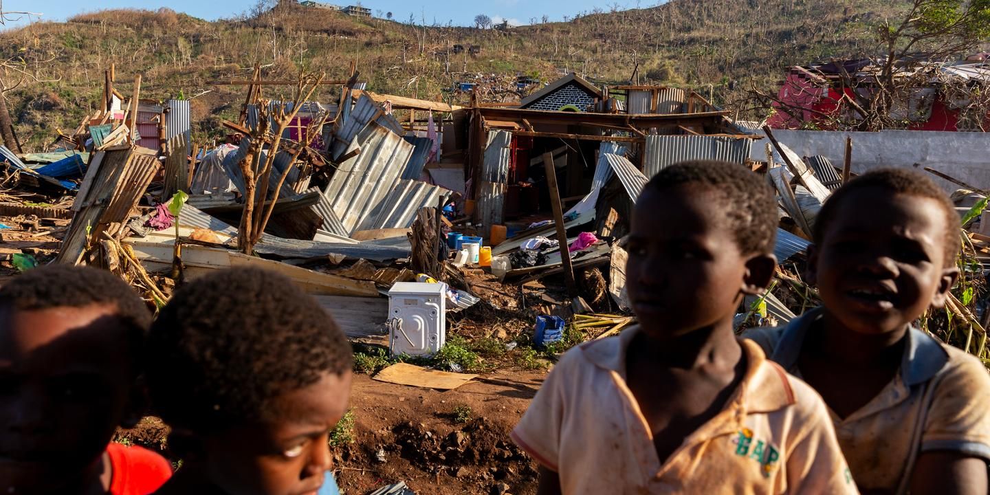 En direct : Mayotte attend de l’aide supplémentaire après le départ d’Emmanuel Macron ; l’alimentation en eau courante rétablie partiellement à Mamoudzou