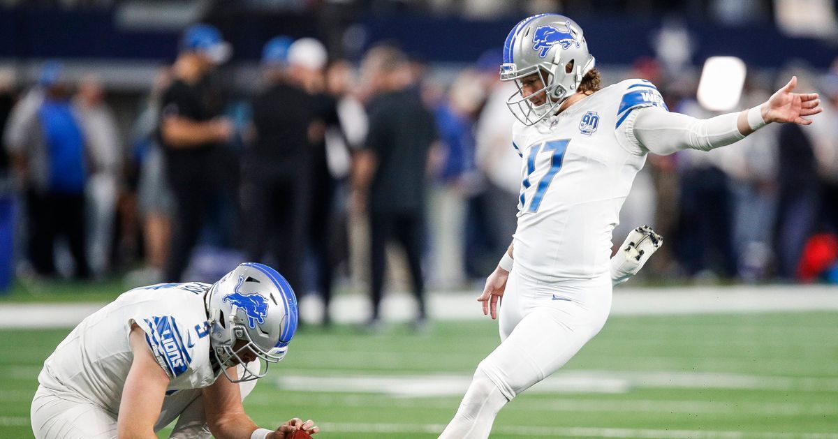 Detroit Lions re-sign K Michael Badgley