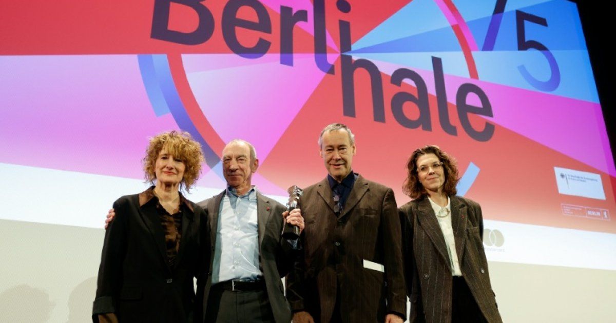 L'amour au féminin et une performance de l'actrice Rose Byrne en mère à bout primés à Berlin