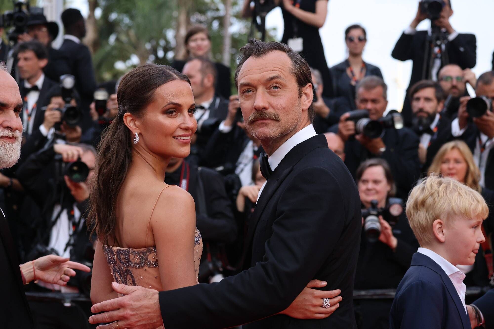 Marion Cotillard, Naomi Campbell, Jude Law... Nos plus belles photos du tapis rouge de dimanche au Festival de Cannes