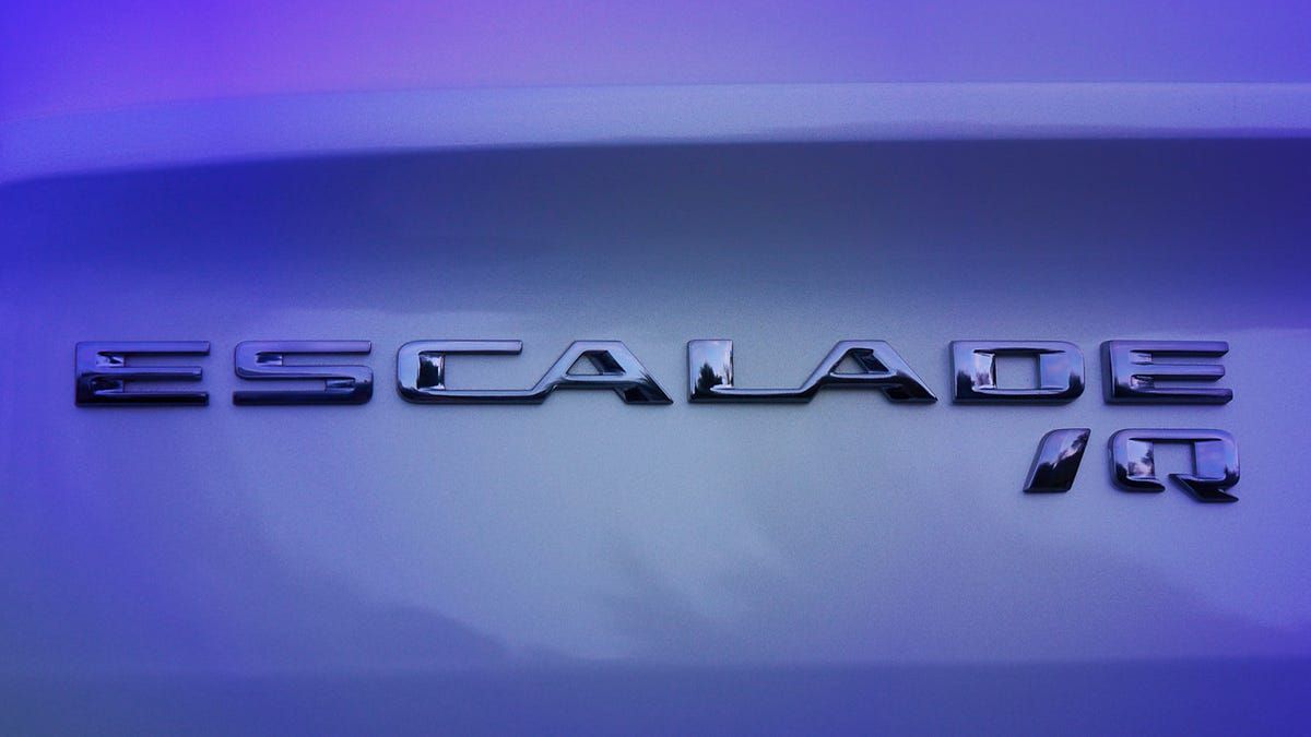 Cadillac Announces All-Electric Escalade IQ