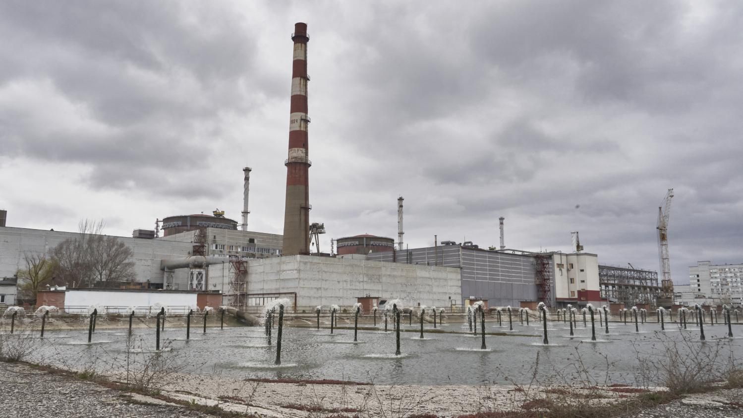 DIRECT. Guerre en Ukraine : la centrale nucléaire de Zaporijjia de nouveau reliée au réseau électrique après une coupure