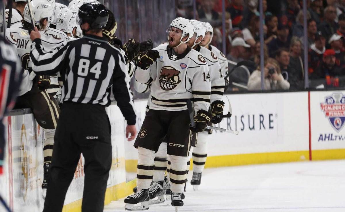 Connor McMichael scores goal in consecutive games for Hershey Bears in Calder Cup Finals