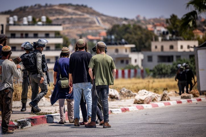 Emeutes en Cisjordanie : Le Shin Bet Veut La Détention Administrative Pour Certains Éléments Radicaux