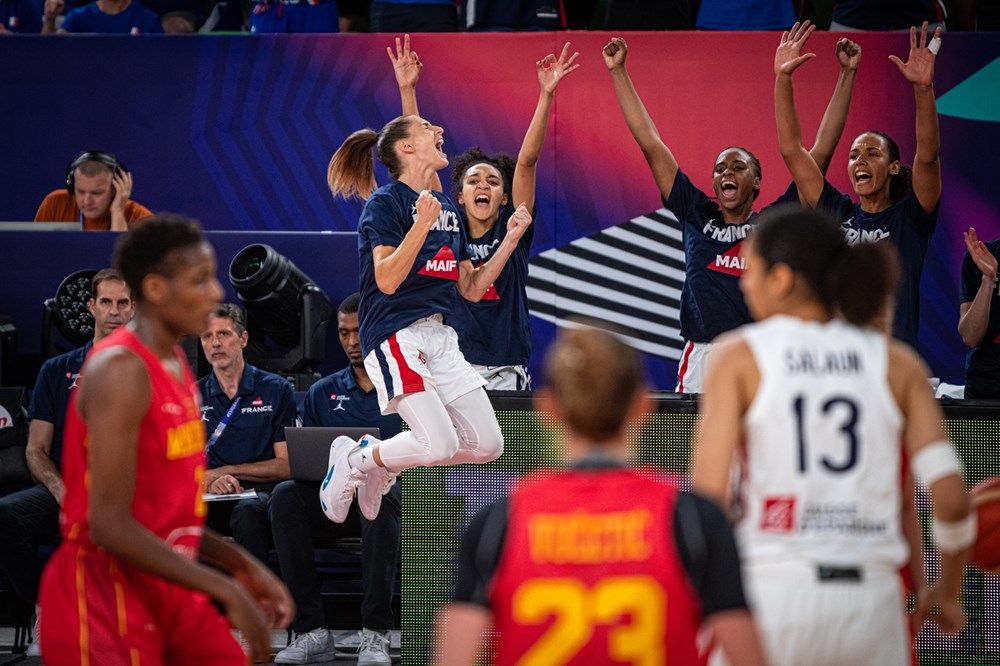 +43 : rassurantes, les Bleues s'offrent une huitième demi-finale européenne d'affilée !