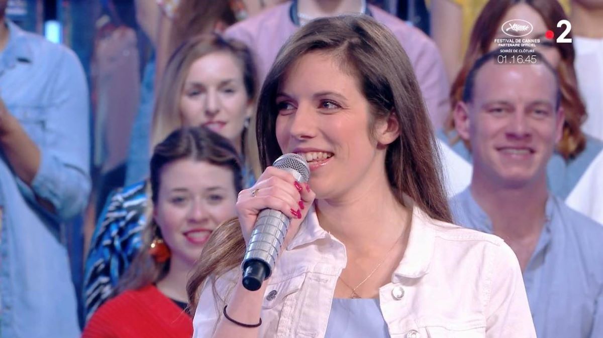 N’oubliez pas les paroles : la Maestro Laure de retour 4 ans après sa 1re participation