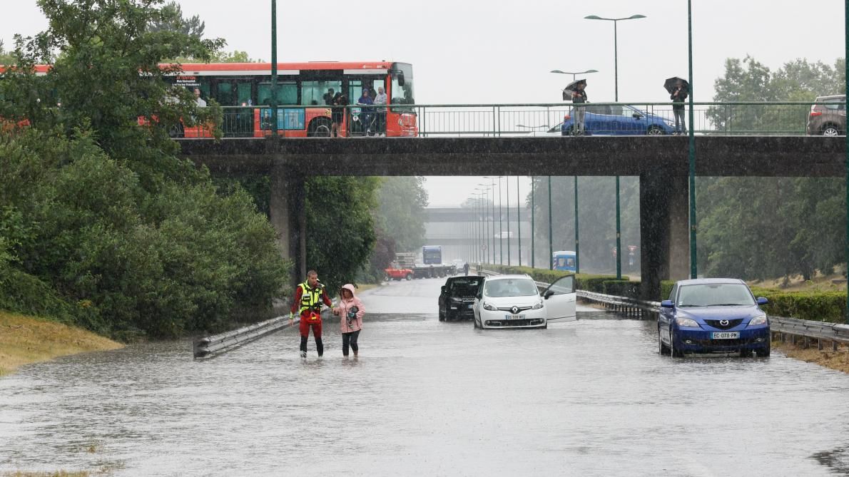 Non, les fortes pluies à Reims, marque du réchauffement climatique, ne compensent pas le manque d’eau