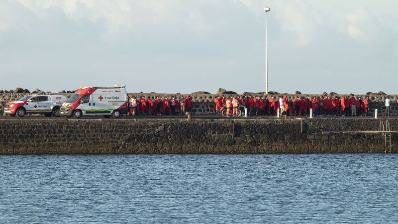 Migrant boat sinks off Spain's Canary Islands