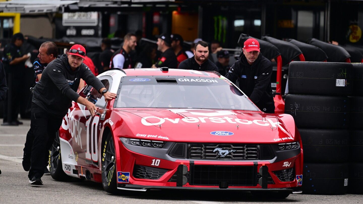 NASCAR moves up start time for Sunday's Cup race at New Hampshire