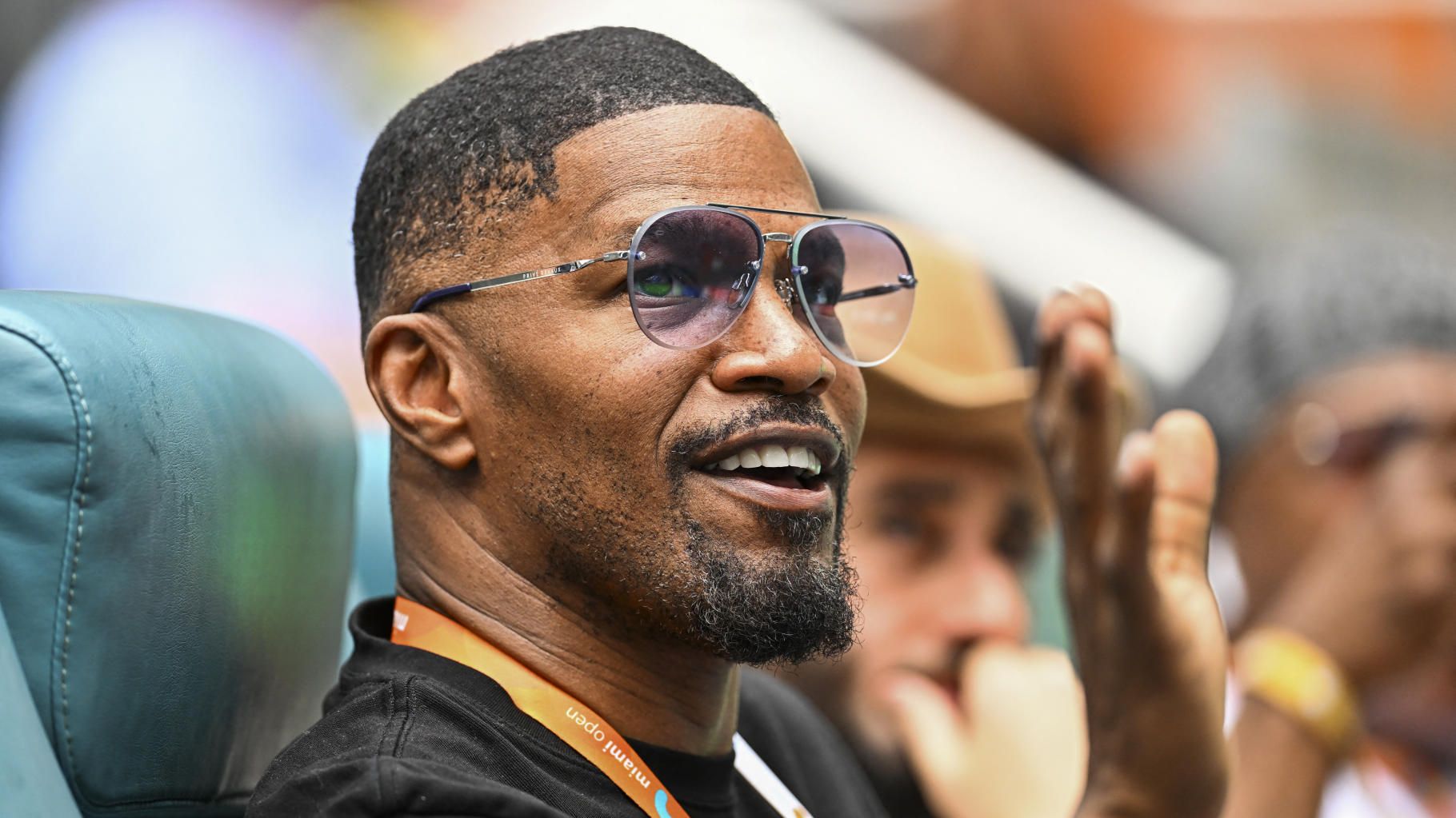 Jamie Foxx se confie sur sa santé et remercie sa famille d’avoir gardé le secret sur les raisons de son hospitalisation