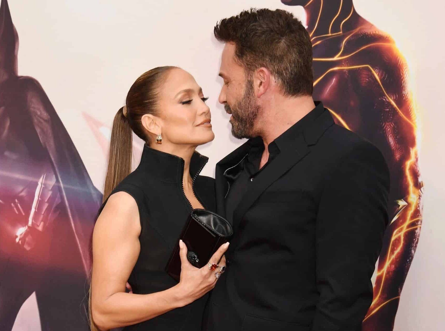 Divorce de Ben Affleck et Jennifer Lopez : la chanteuse "accro au sexe" ? Un proche balance !