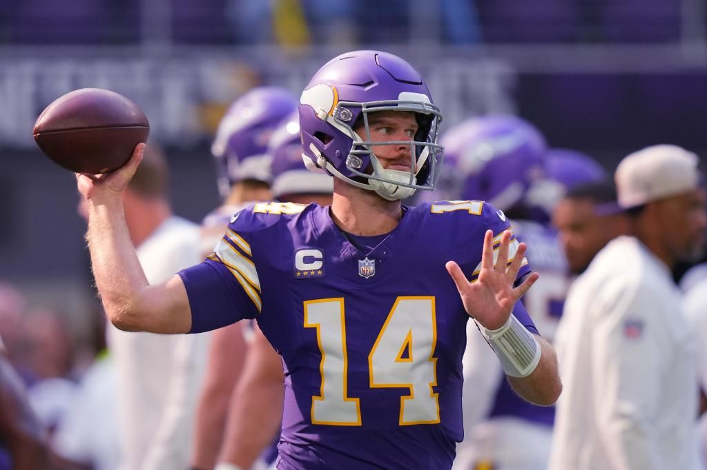 Sam Darnold makes statement as Vikings crush Texans