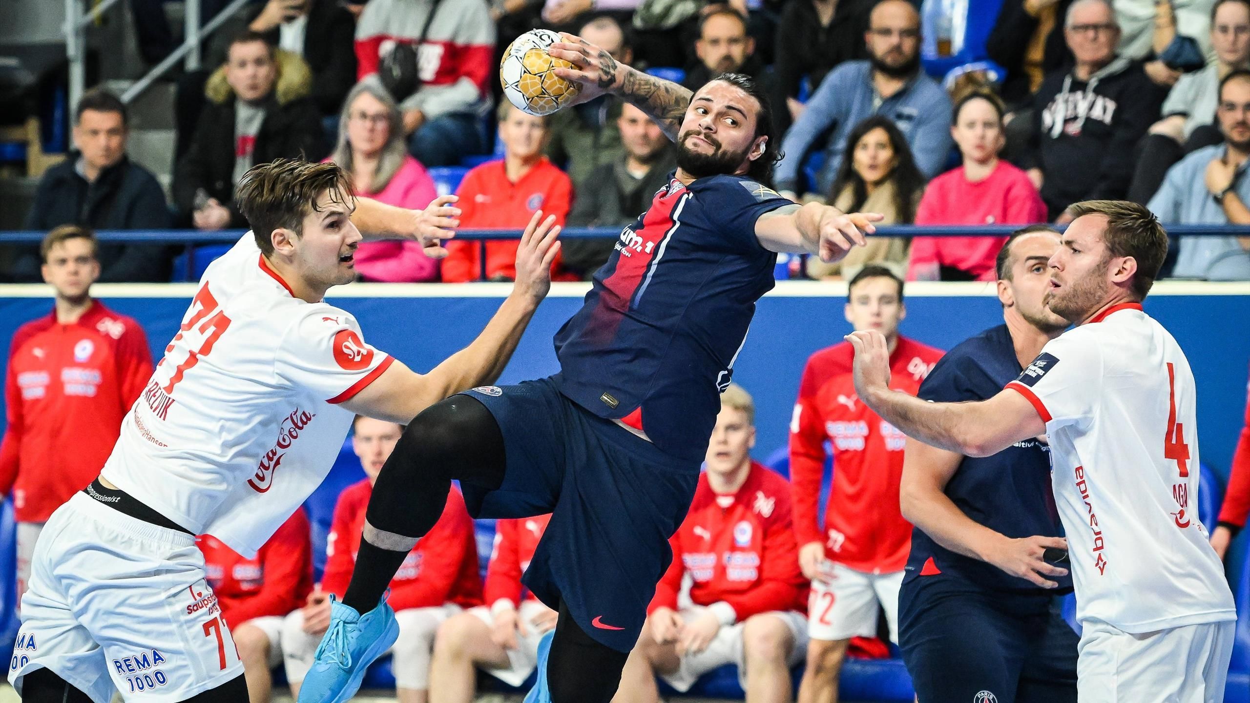 Malgré un immense Elohim Prandi, le PSG n'accroche que le nul contre Kolstad (28-28)