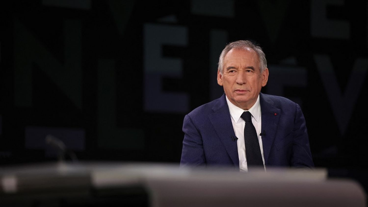 François Bayrou rencontre Emmanuel Macron à l'Elysée, mais la liste des ministres ne sera pas connue dimanche soir