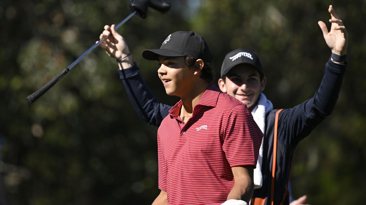 Tiger's son comes up aces in PNC Championship with a hole-in-one